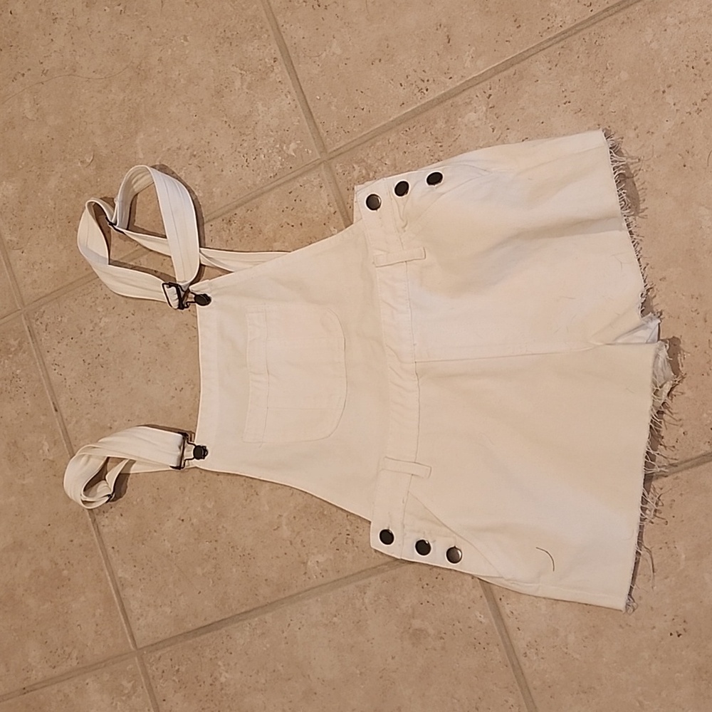 Shein Woman's Overall Shorts White Lightweight